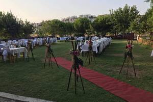 Bahçe Restaurant & Lounge