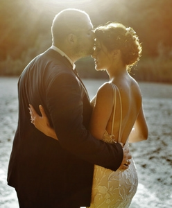 İş Arkadaşlığından Hayat Arkadaşlığına: Aysun ve Taylan