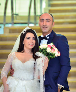 Şimdi Ellerinizi, Ellerinizle de Kalplerinizi Birleştirin: Ezgi ve Nedim!