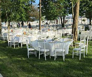 Dört Mevsim Kır Alanı