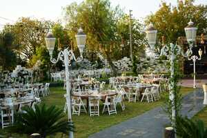 En İyi Balçova Düğün Salonları, Kır Bahçeleri ve Fiyatları