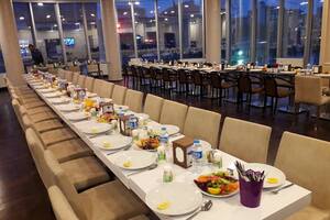 Bizbize Cafe & Restaurant