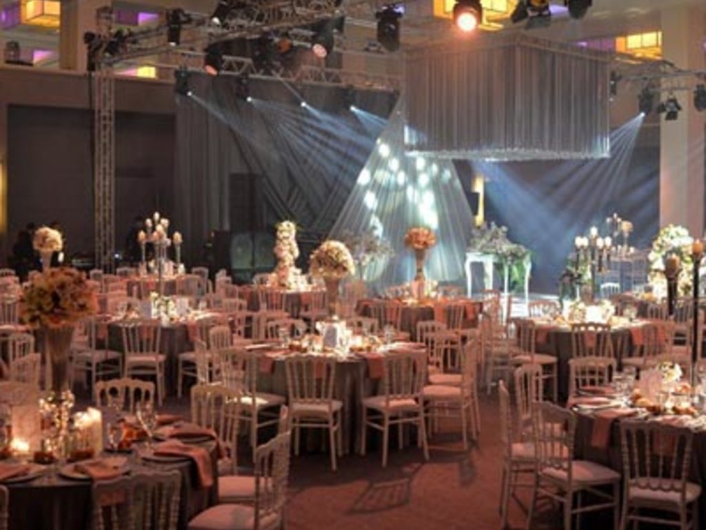 Dillere Destan Düğünler İçin Adres: BH Conference Airport Hotel