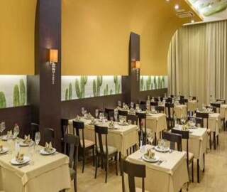 Royal Holiday Palace