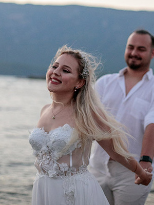 Pandemi Günlerinde Aşkı Bulan İki Sağlık Çalışanı: Tanya & Göktuğ