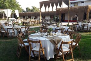 For You Wedding House