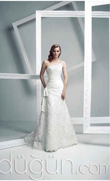 Tek Omuzlu Gelinlik