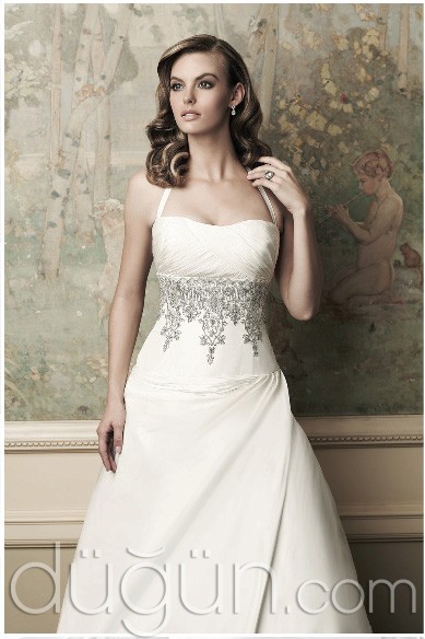 Boncuk İşlemeli Gelinlik