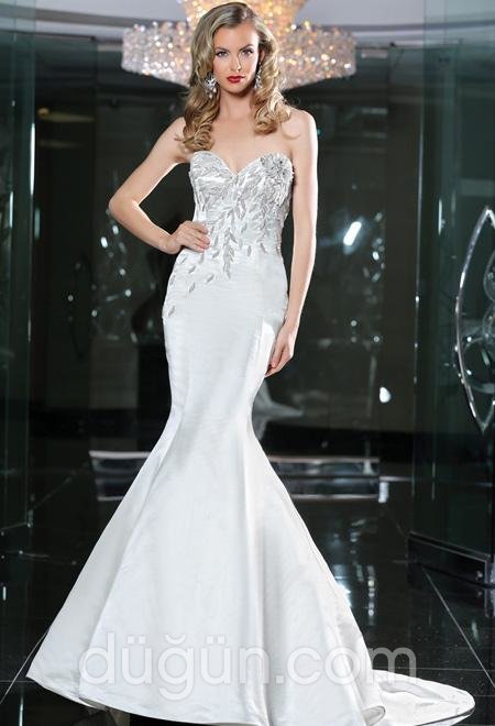 Taş İşlemeli Gelinlik