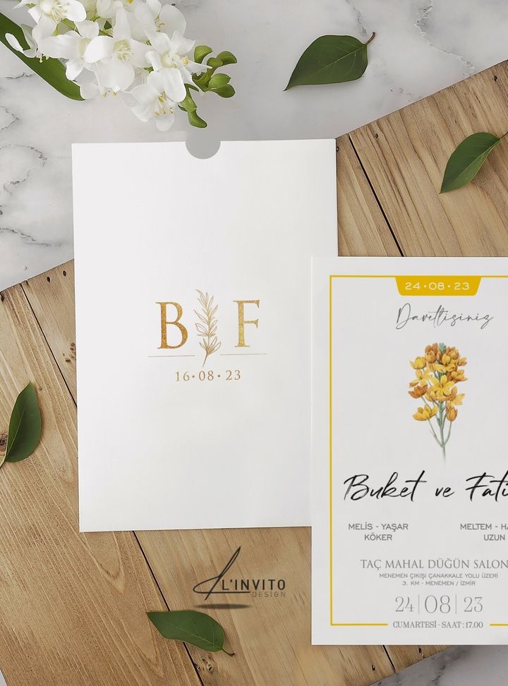 Minimal Çiçekli Davetiye