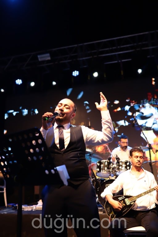 Mehmet Sak ve Orkestrası