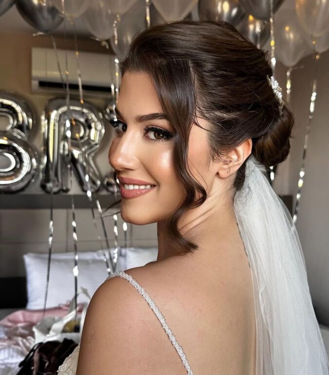 Nurbanu Çevik Make-up Artist