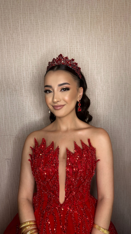 Nurbanu Çevik Make-up Artist