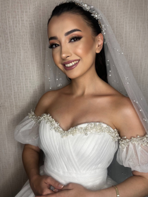 Nurbanu Çevik Make-up Artist