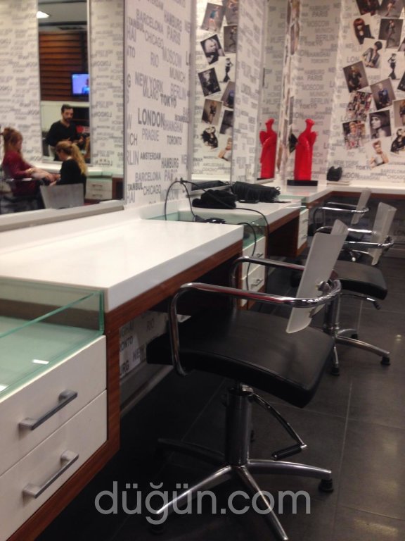 Toni&Guy Hairdessing