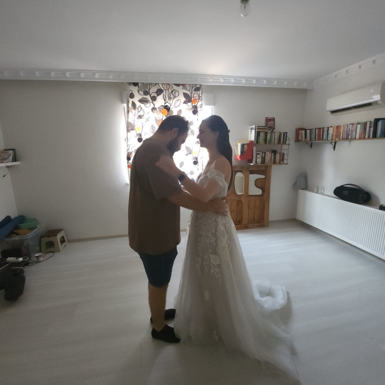 Harun - Arzu Dans Stüdyosu