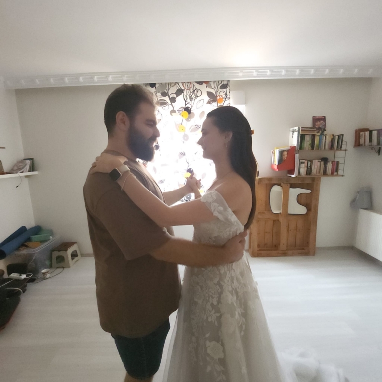 Harun - Arzu Dans Stüdyosu