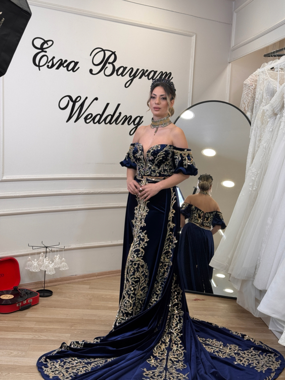 Esra Bayram Wedding