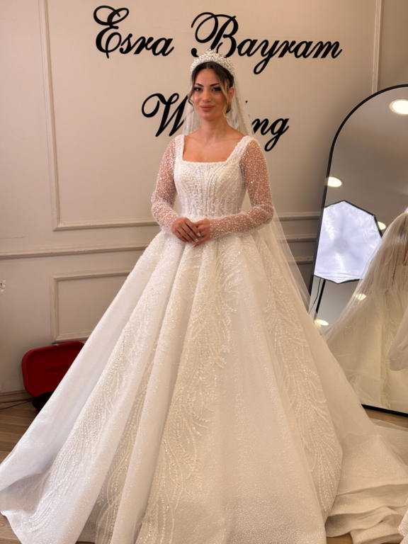 Esra Bayram Wedding