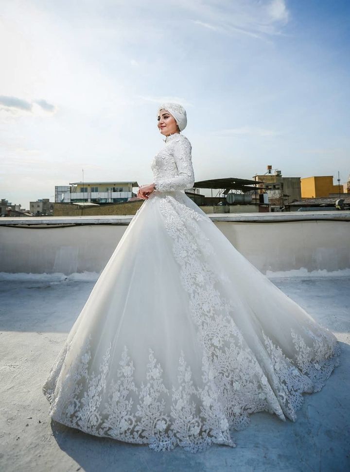 MLM 33 Prenses Kesim Tesettür Hakim Yaka Gelinlik