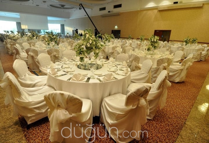 Zeynep Qustoo Çikolata Çiçek Organizasyon