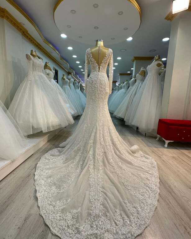 İşlemeli Dantelli Balık Gelinlik - 2