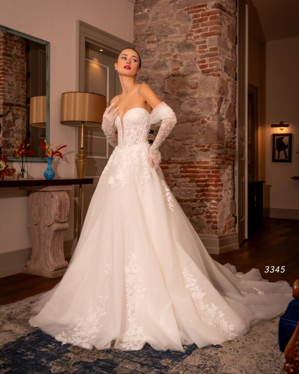 Düşük Omuz A Kesim Gelinlik