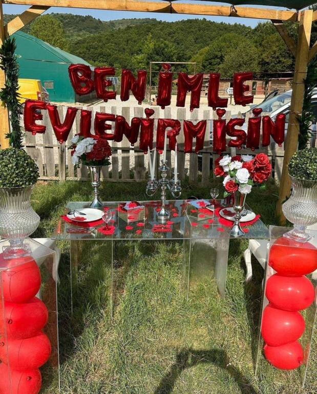 Emotion İstanbul Evlilik Teklifi