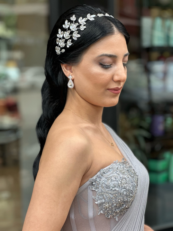 Ewo Studio Kuaför ve  Güzellik Merkezi