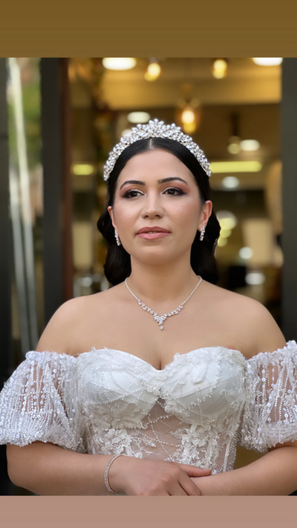 Ewo Studio Kuaför ve  Güzellik Merkezi