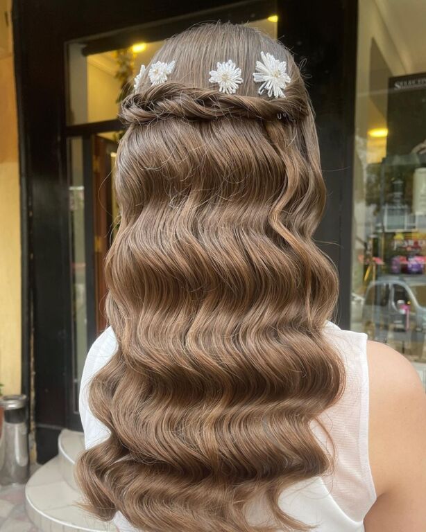 Ewo Studio Kuaför ve  Güzellik Merkezi