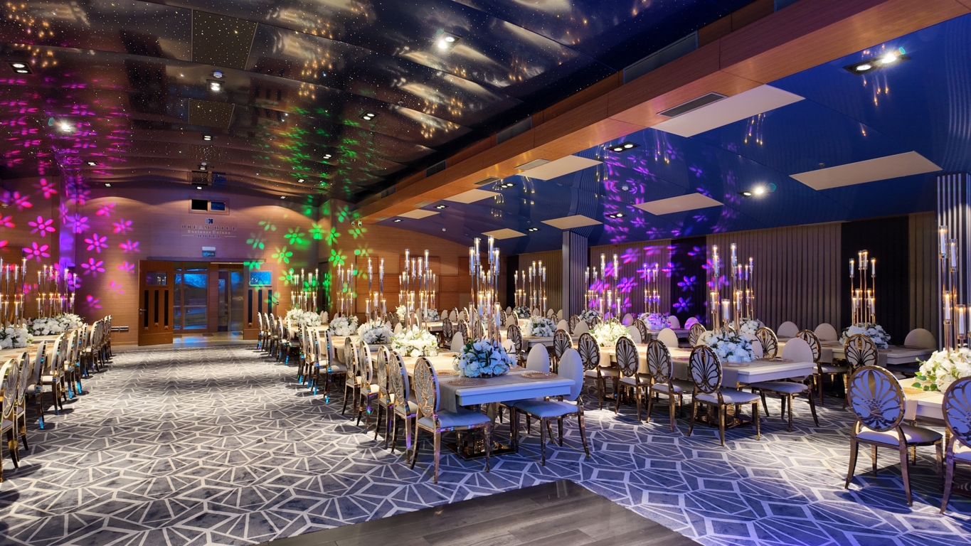 Dream Hill Hotel by Glory Wedding