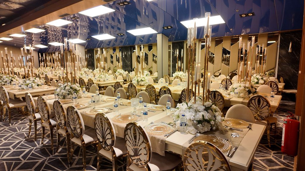 Dream Hill Hotel by Glory Wedding