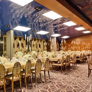 Dream Hill Hotel by Glory Wedding