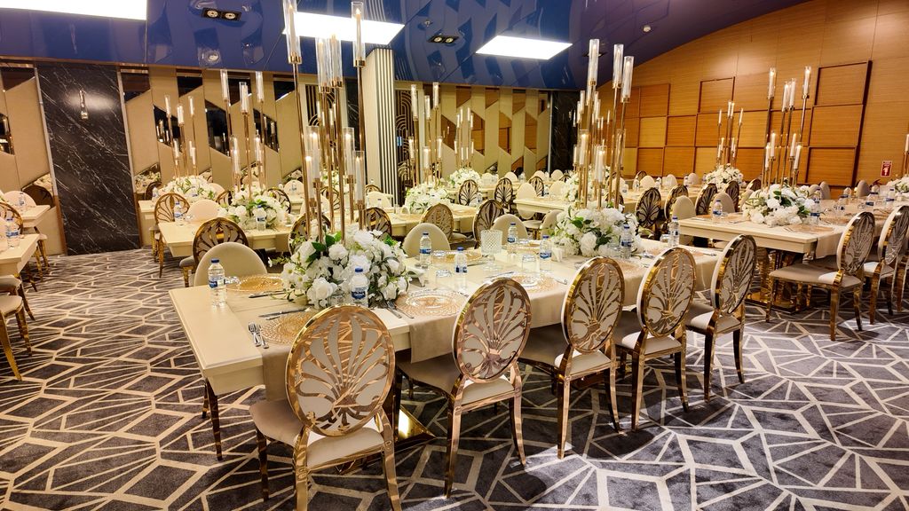 Dream Hill Hotel by Glory Wedding