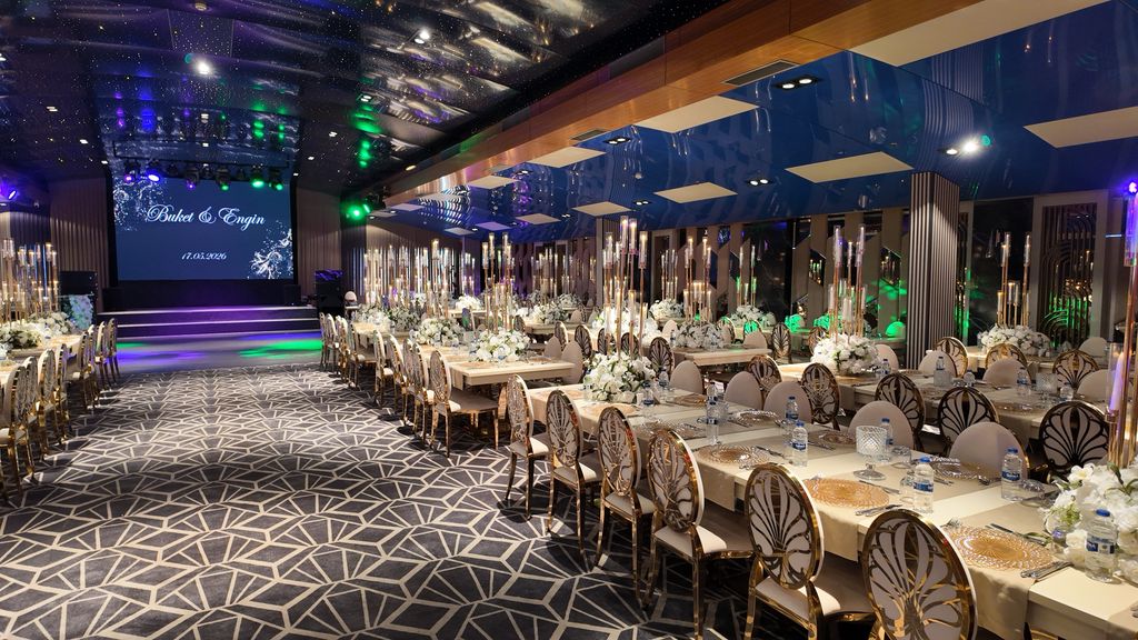 Dream Hill Hotel by Glory Wedding