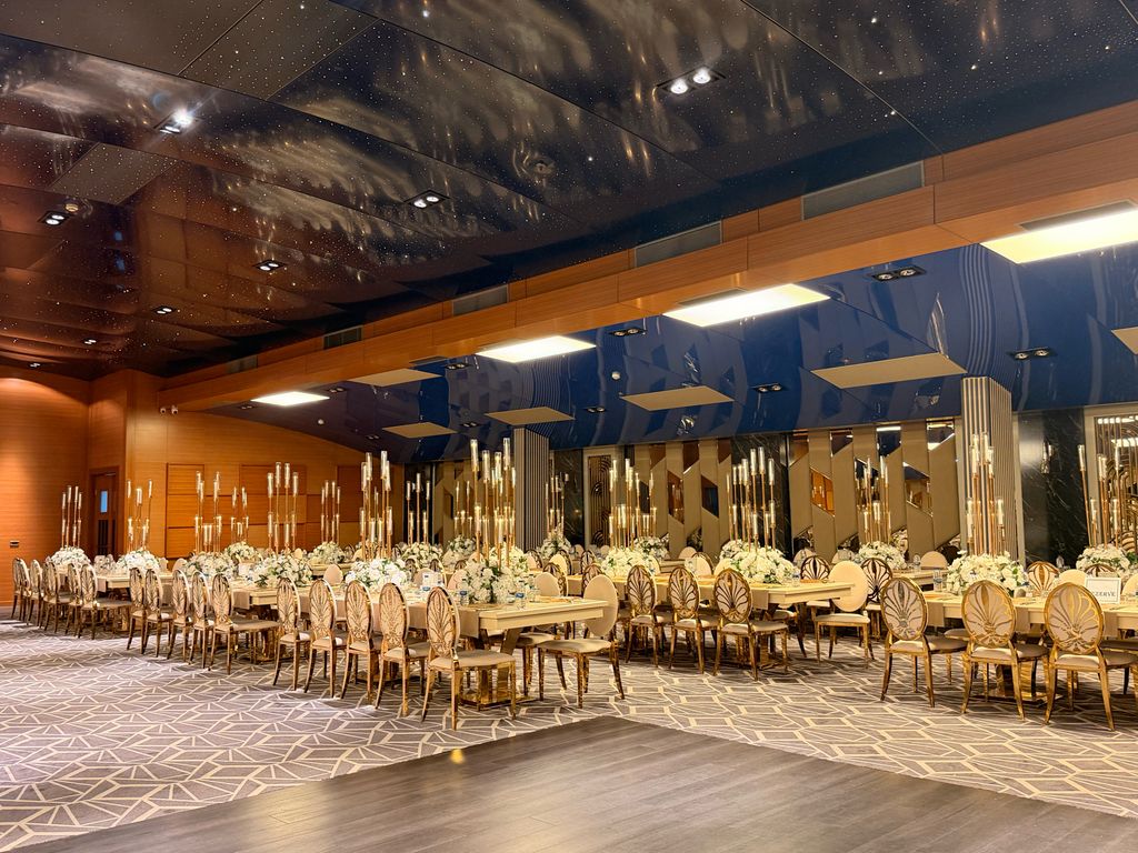 Dream Hill Hotel by Glory Wedding