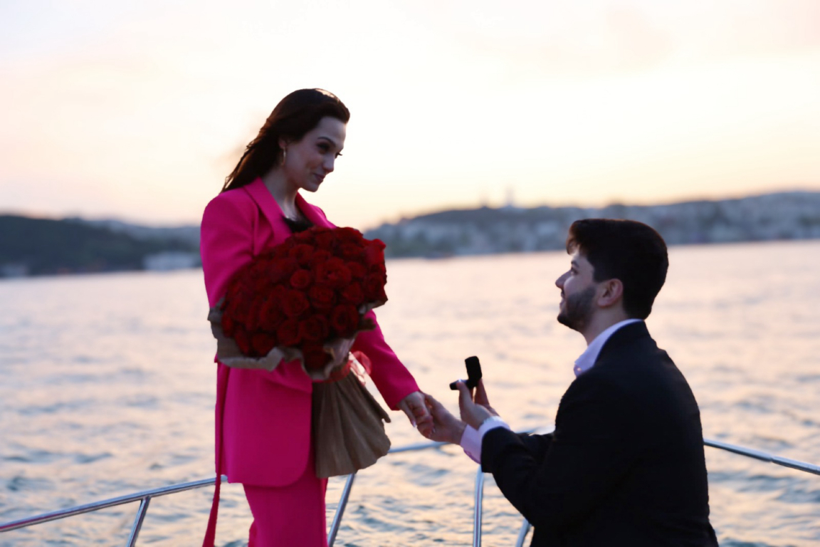 Veluna Yatta Evlilik Teklifi İzmir