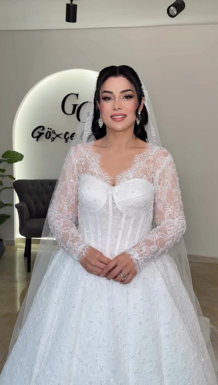 Gökçe Günbeyi Hair Makeup - 2609077