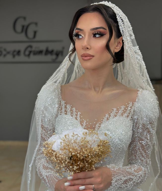 Gökçe Günbeyi Hair Makeup - 2609079