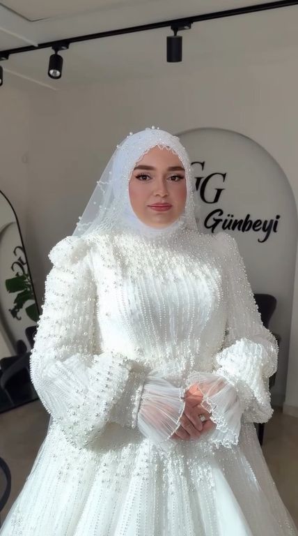 Gökçe Günbeyi Hair Makeup - 2609078