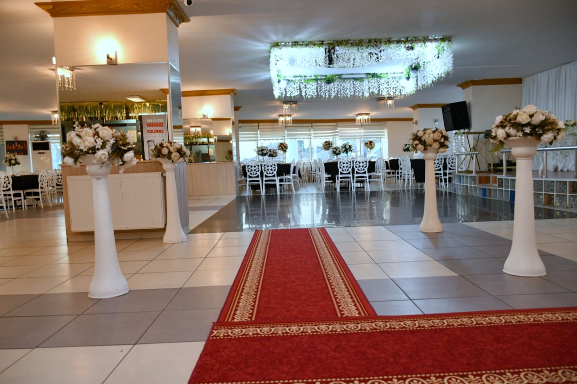 Beyaz Düğün Salonu