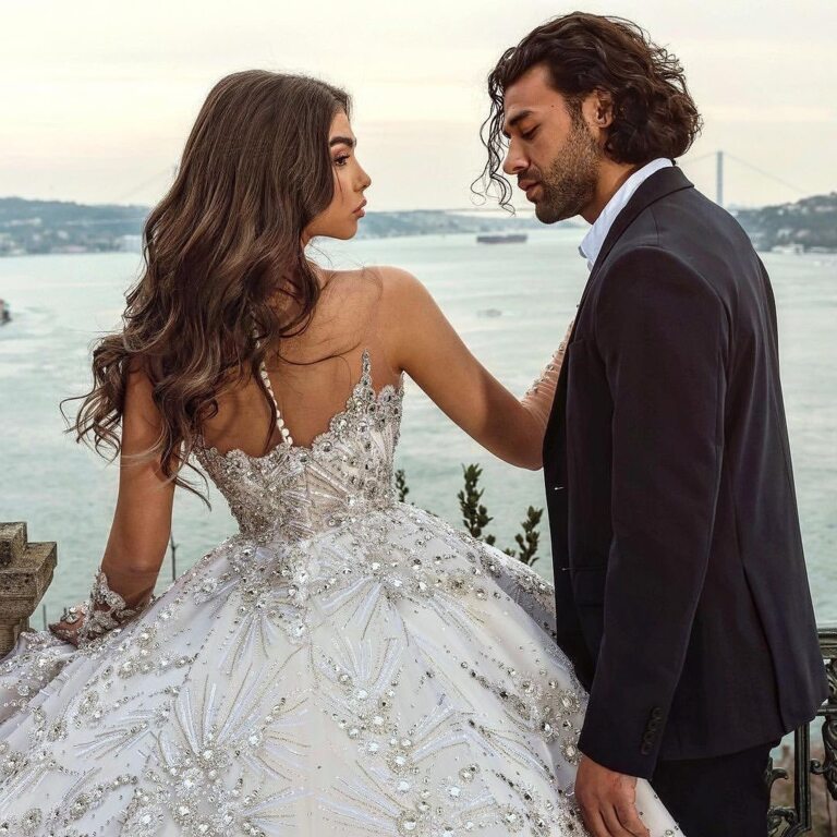 Zeynep Güler Gelinlik
