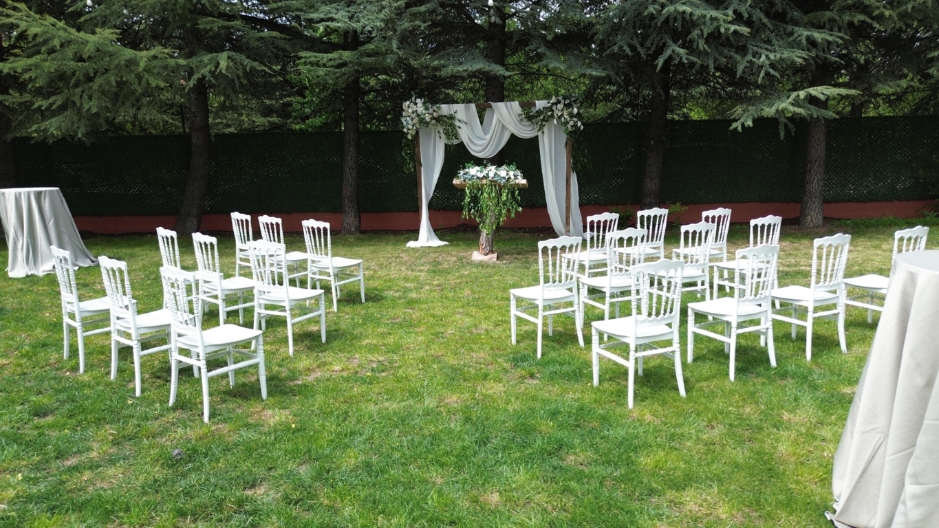 Mona Rose Garden İncek