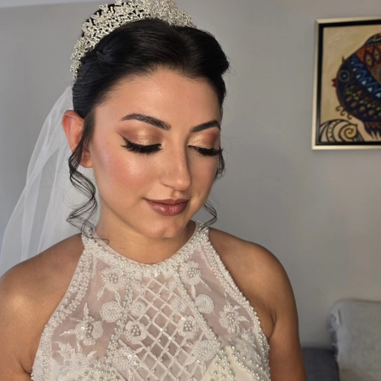 Makeup and Ayşenur Öztürk