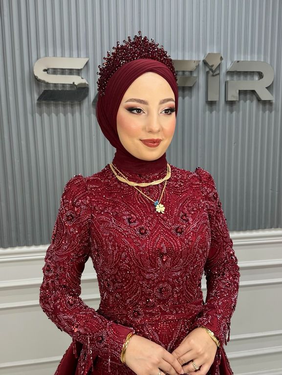 Safir Hair Makeup - 2608443