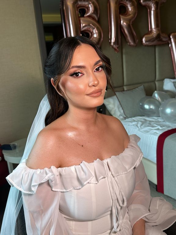 Eylem Yıldız Makeup