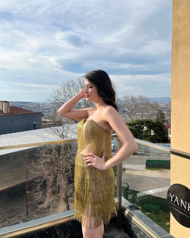 Tuğçe Ayas Abiye Gelinlik Kiralama