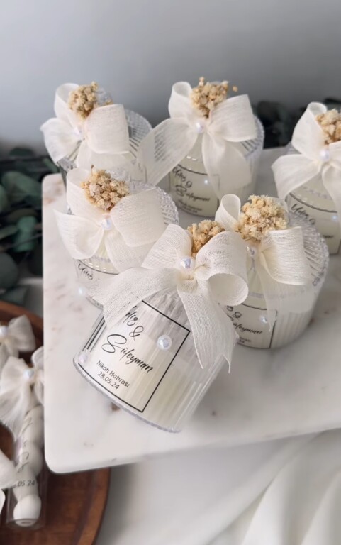 Fiyonlu Kuru Çiçekli Nikah Aksesuarı