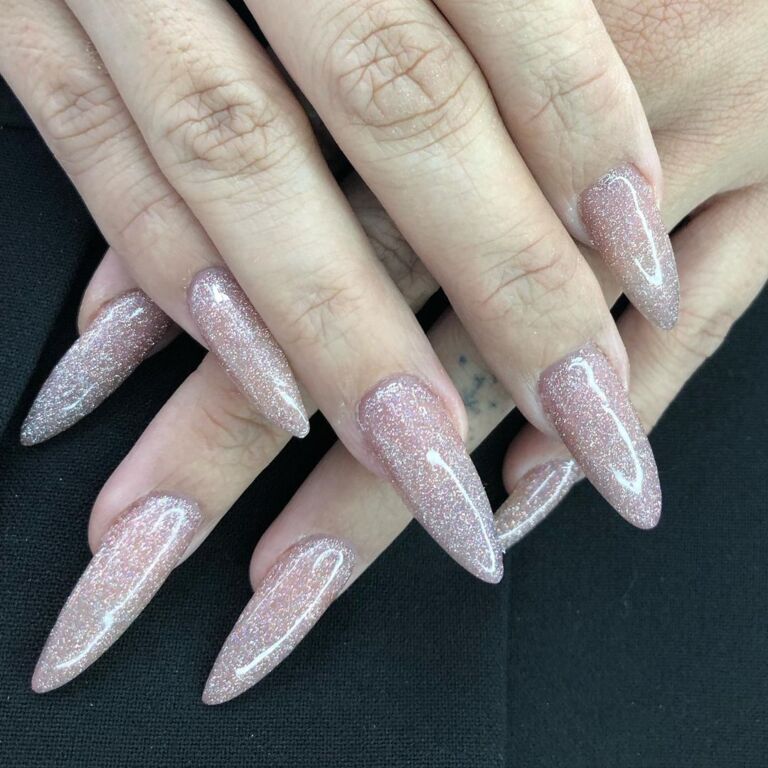 Uğurnur Kuaför & Güzellik Salonu